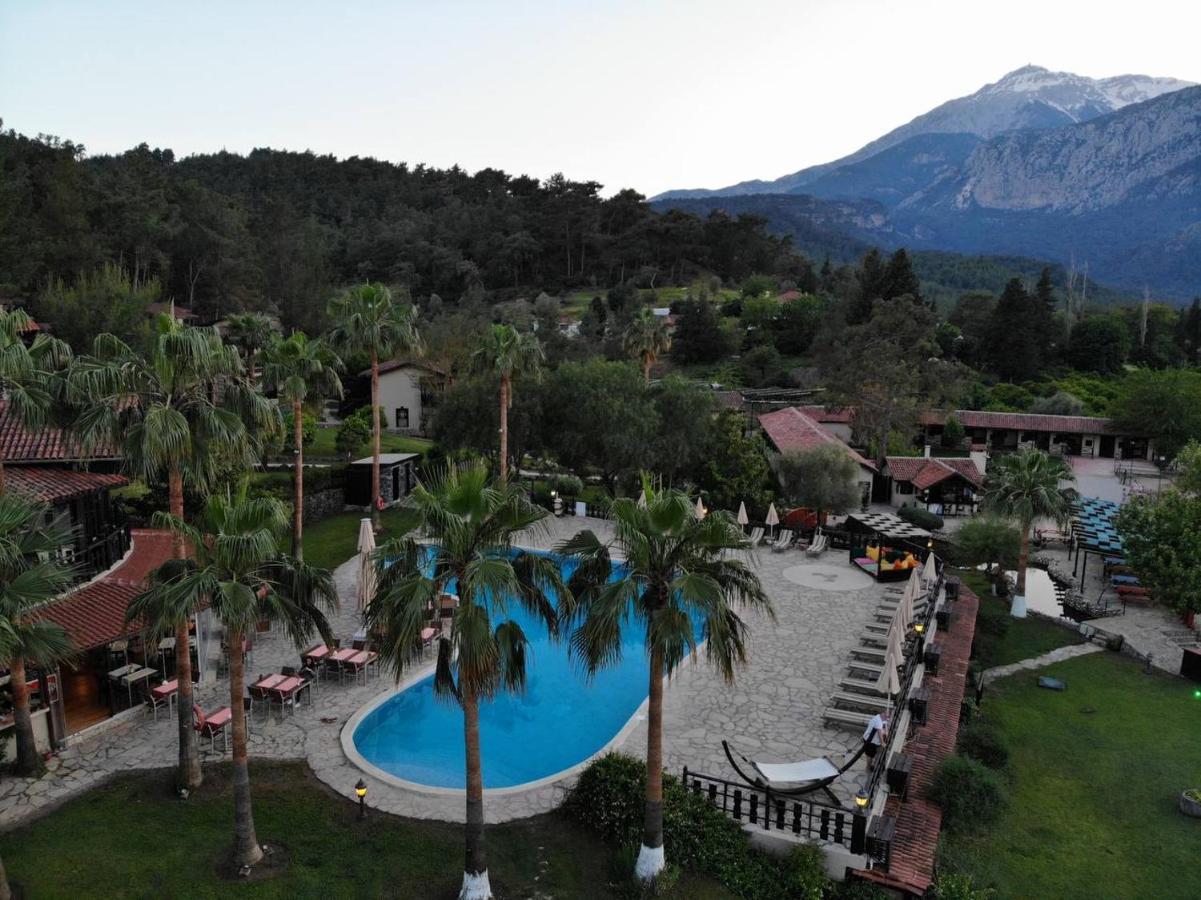 Hotel Berke Ranch&Nature เกเมร์ ภายนอก รูปภาพ