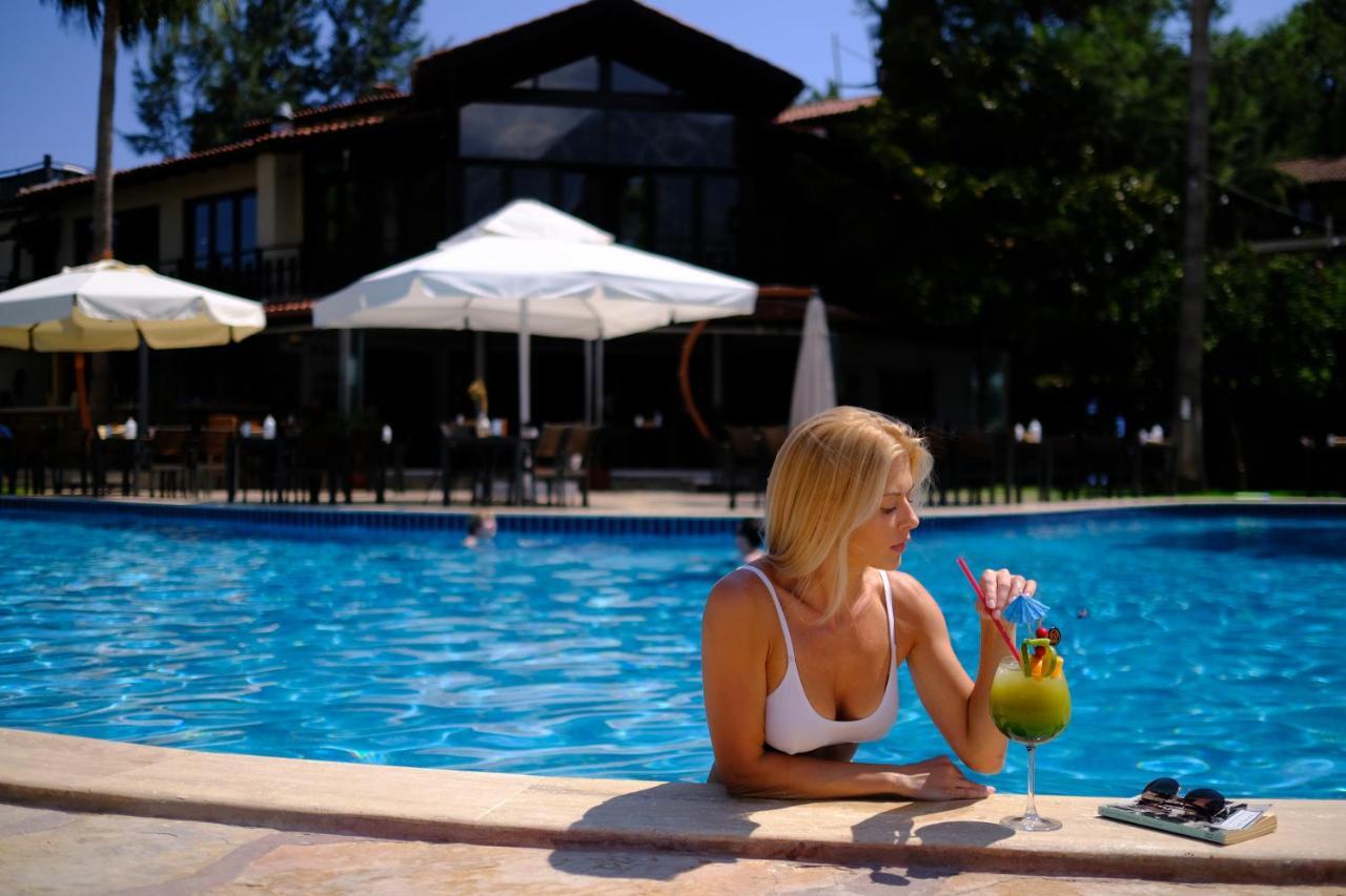 Hotel Berke Ranch&Nature เกเมร์ ภายนอก รูปภาพ