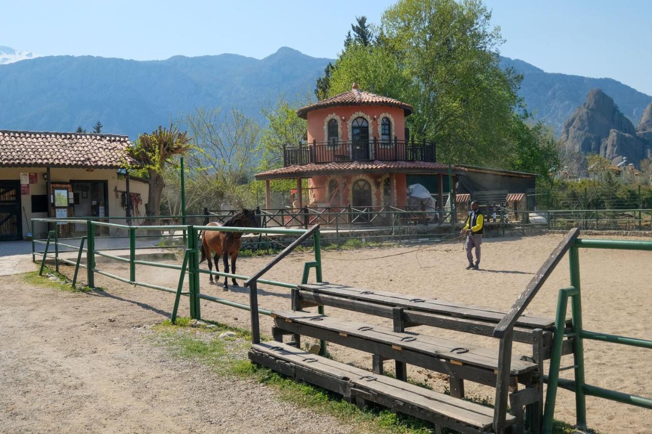 Hotel Berke Ranch&Nature เกเมร์ ภายนอก รูปภาพ