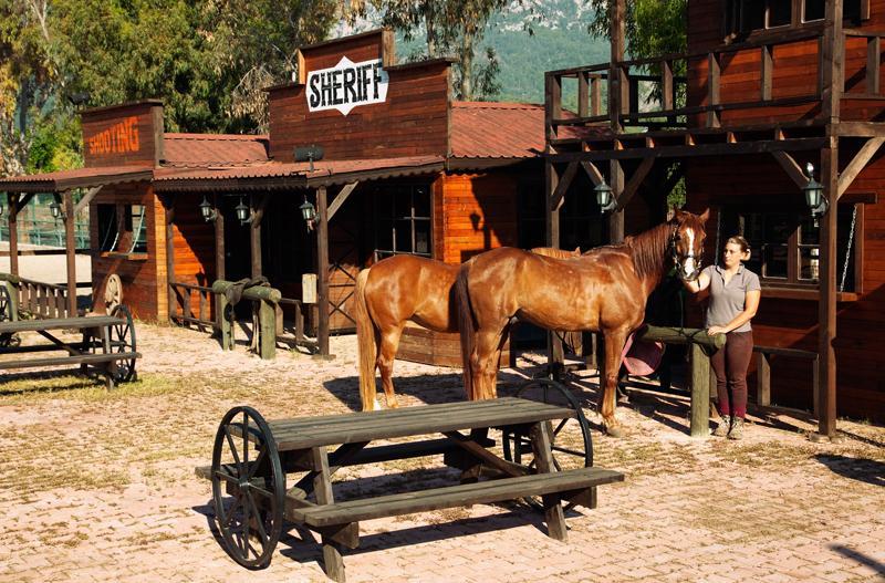 Hotel Berke Ranch&Nature เกเมร์ ภายนอก รูปภาพ