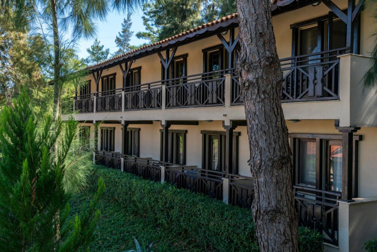 Hotel Berke Ranch&Nature เกเมร์ ภายนอก รูปภาพ